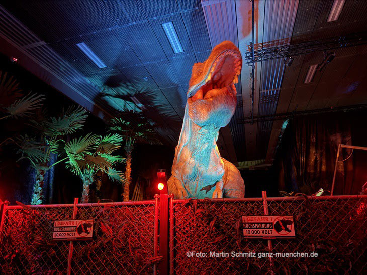 Jurassic World  The Experience in der Kleinen Olympiahalle M&uuml;nchen (&copy;Foto: Martin Schmitz) 